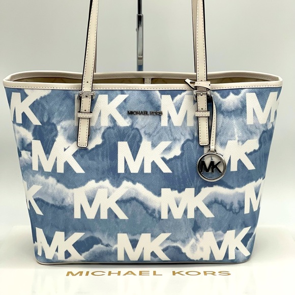 Michael Kors Handbags - Michael Kors JST Carryall Tote Bag